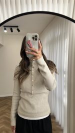 High Neck Knitted Sweater - الصورة 24