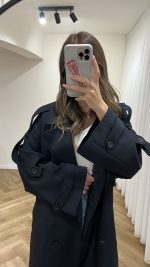 ⁦Navy Trench Coat⁩ - الصورة ⁦4⁩