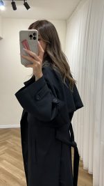 ⁦Navy Trench Coat⁩ - الصورة ⁦3⁩