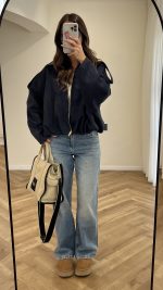 ⁦Navy Suede Jacket⁩ - الصورة ⁦2⁩