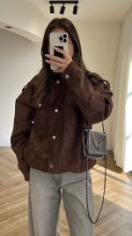 ⁦Suede High Neck Jacket⁩ - الصورة ⁦4⁩